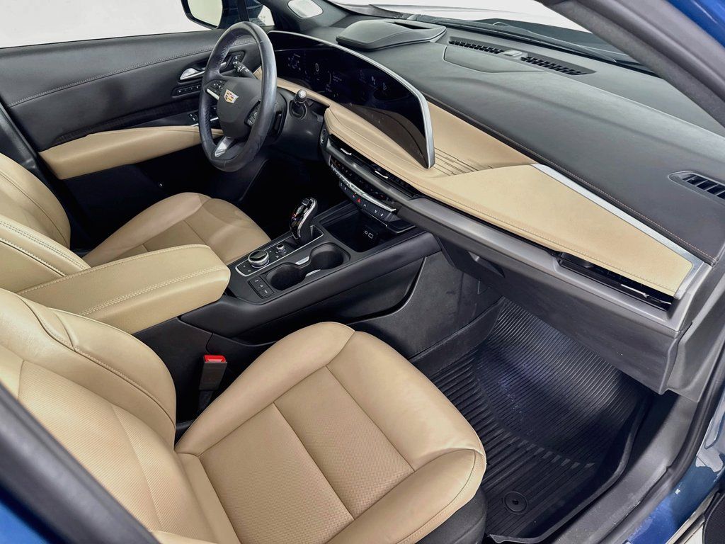 Used 2024 Cadillac XT4 Premium Luxury w/ Active Safety Package FWD image 38