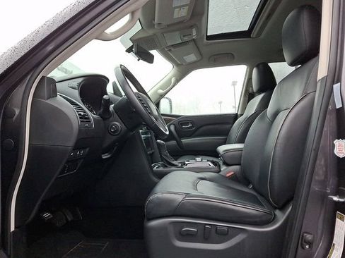 Used 2024 INFINITI QX80 Luxe image 13