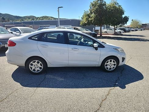 Used 2012 Ford Fiesta S image 6