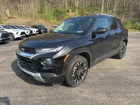 Used 2023 Chevrolet TrailBlazer LT w/ Convenience Package image 4