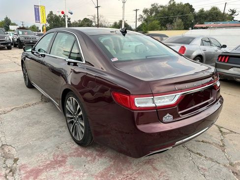 Used 2019 Lincoln Continental Select w/ Continental Climate Package AWD/4WD image 5