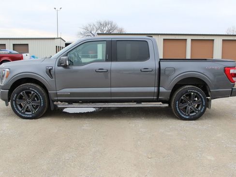 Used 2023 Ford F150 Lariat w/ Equipment Group 502A High image 3