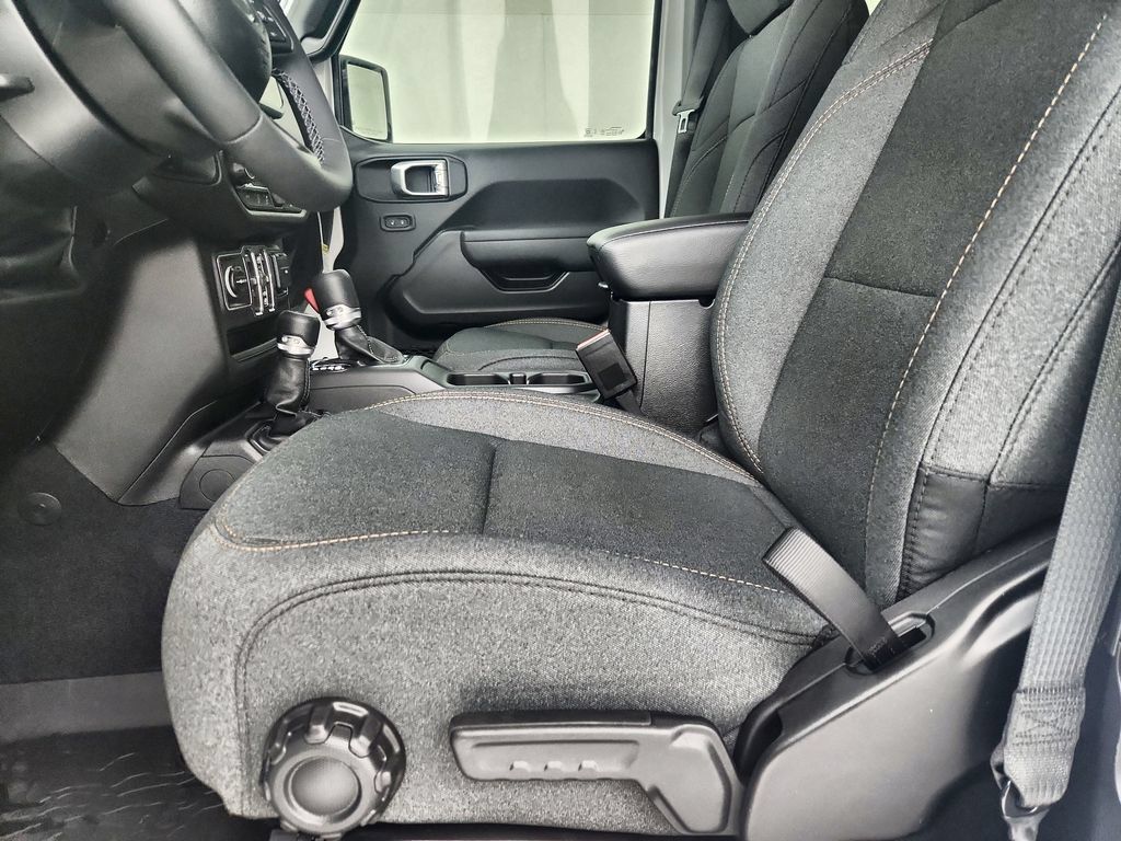 New 2026 Jeep Wrangler Unlimited Sport AWD/4WD image 20