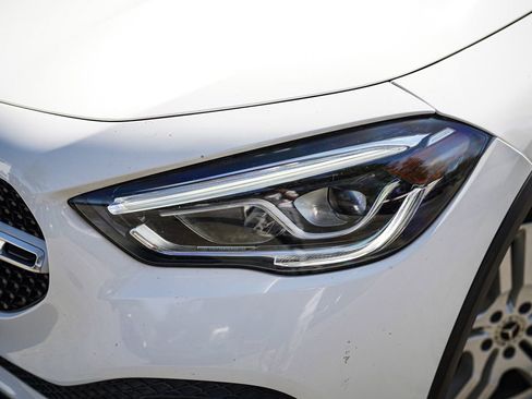 Used 2022 Mercedes-Benz GLA 250 4MATIC image 3