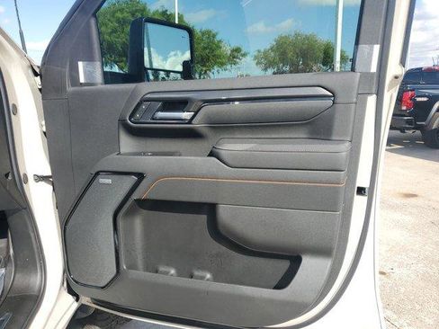 New 2026 GMC Sierra 2500 AT4 image 9