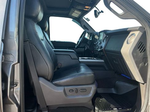 Used 2013 Ford F250 Lariat w/ Lariat Ultimate Pkg AWD/4WD image 22