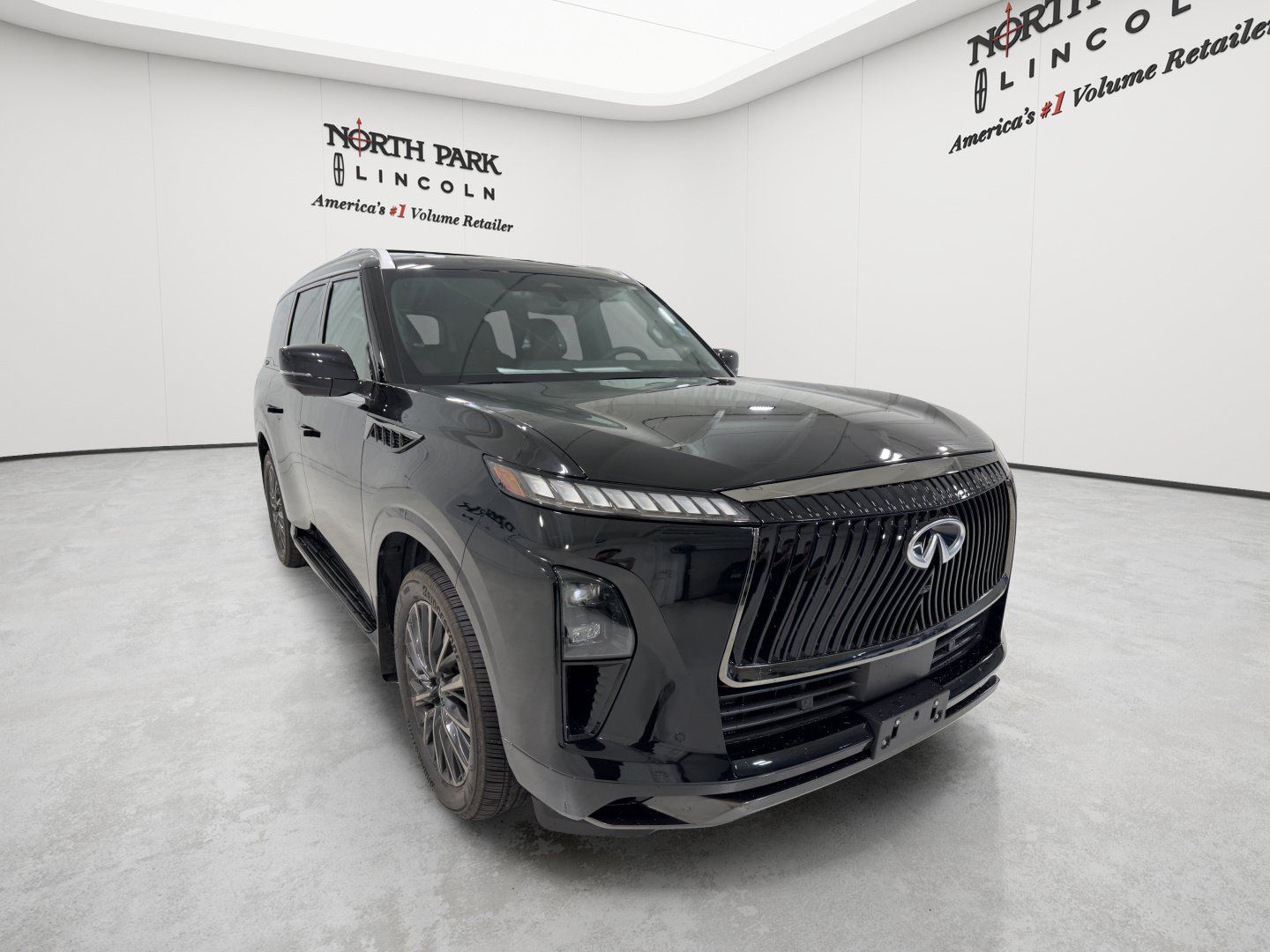 Used 2026 INFINITI QX80 Autograph AWD/4WD image 8