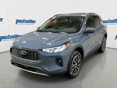 New 2026 Ford Escape SE