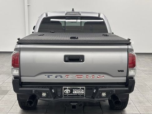 Used 2020 Toyota Tacoma TRD Off-Road image 3