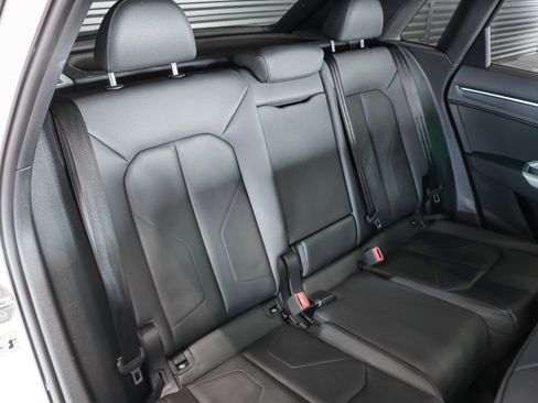 Certified 2024 Audi Q3 2.0T Premium Plus w/ Premium Plus Package image 11