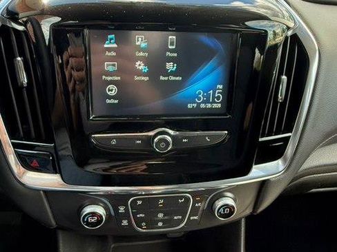 Used 2018 Chevrolet Traverse LS FWD image 21