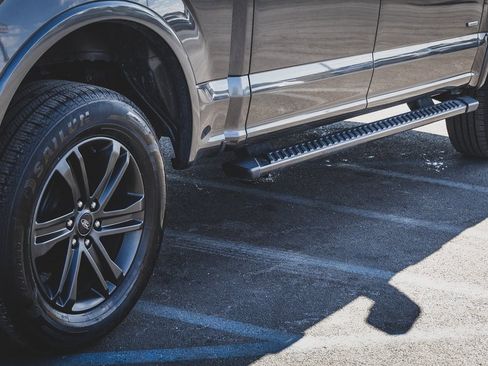 Used 2017 Ford F150 XLT w/ Equipment Group 302A Luxury image 29