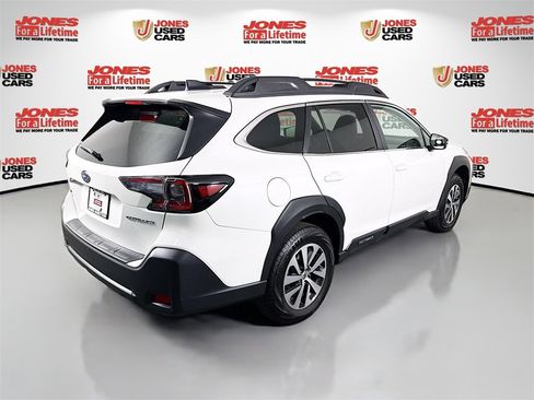 Certified 2025 Subaru Outback Premium image 18