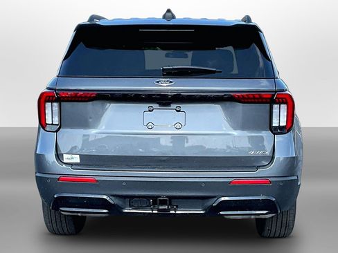 Used 2025 Ford Explorer ST-Line AWD/4WD image 4