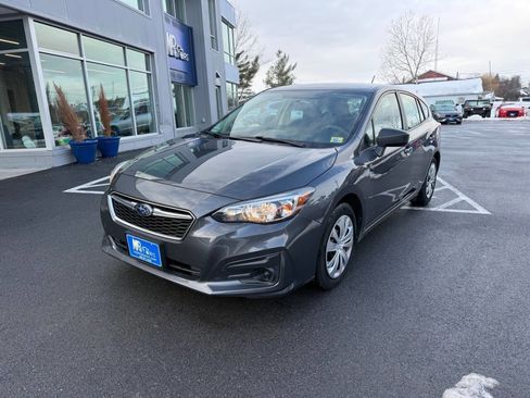 Used 2019 Subaru Impreza 2.0i image 2