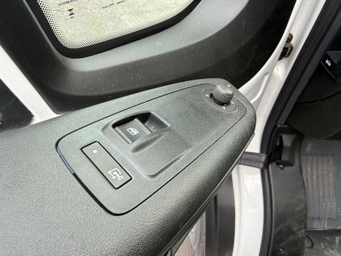 Used 2024 RAM ProMaster 3500 w/ Delivery Van Package FWD image 13