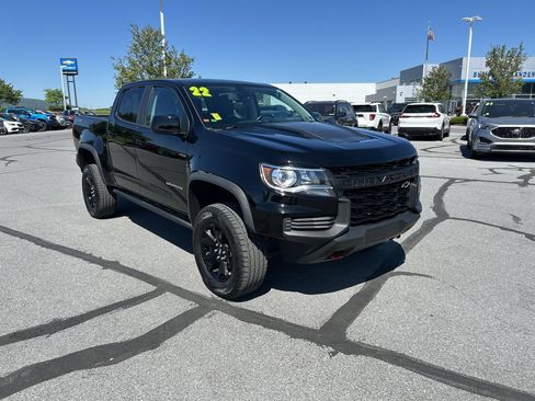 Used 2022 Chevrolet Colorado ZR2 w/ ZR2 Midnight Special Edition AWD/4WD image 1
