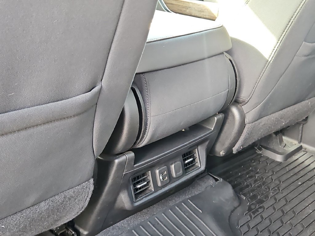 Used 2020 Chevrolet Silverado 1500 LT w/ All-Star Edition AWD/4WD image 16