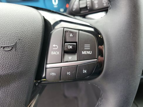 Used 2024 Ford Escape Platinum image 26