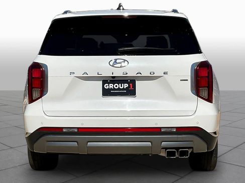 Used 2025 Hyundai Palisade Limited AWD/4WD image 6