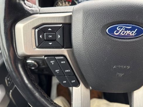 Used 2019 Ford F150 Platinum w/ Technology Package image 37