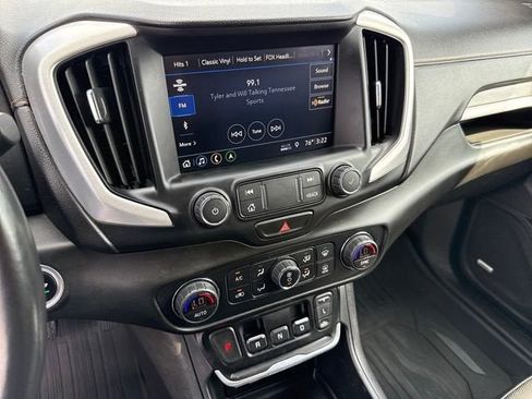 Used 2021 GMC Terrain SLT w/ Infotainment Package II AWD/4WD image 18