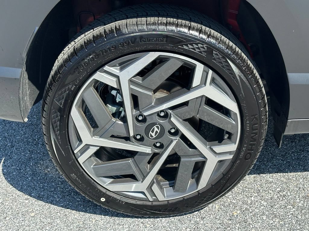 Certified 2026 Hyundai Kona SEL Premium AWD/4WD image 9