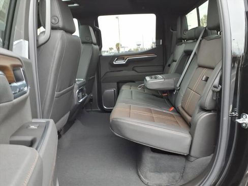 New 2026 Chevrolet Silverado 1500 High Country w/ High Country Premium Package image 14