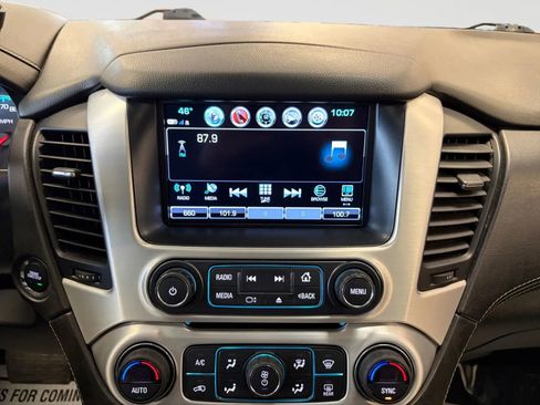 Used 2017 GMC Yukon SLT w/ Open Road Package AWD/4WD image 62