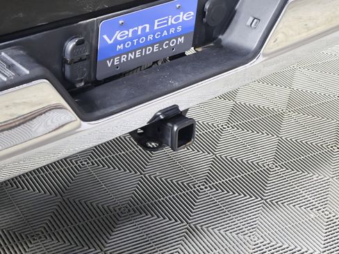 Used 2025 Chevrolet Silverado 1500 LT image 16