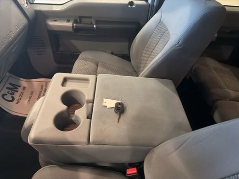 Used 2015 Ford F350 XLT w/ XLT Premium Package image 11