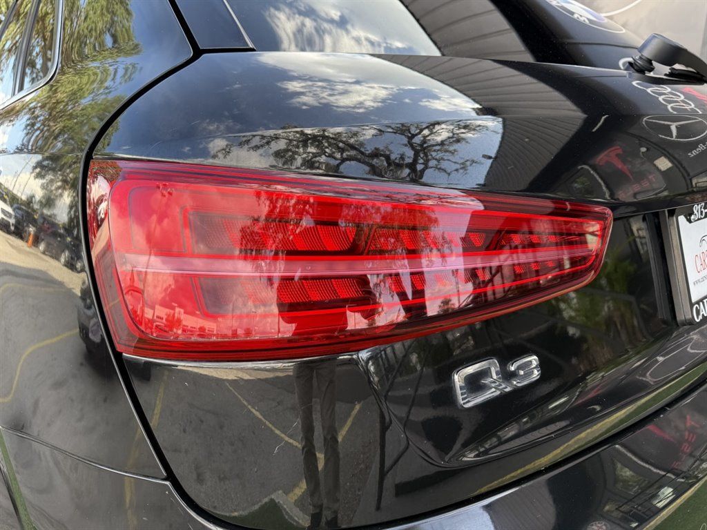 Used 2016 Audi Q3 2.0T Premium Plus w/ Technology Package AWD/4WD image 9