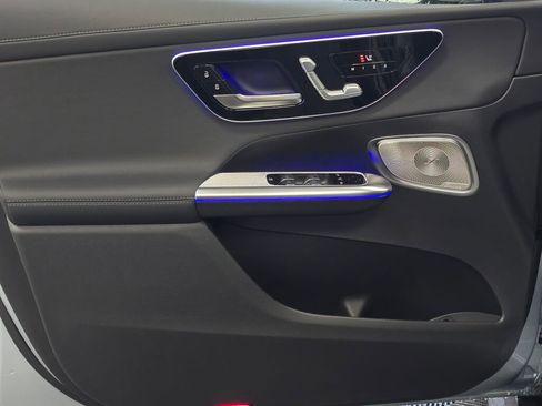 New 2026 Mercedes-Benz GLC 300 4MATIC image 33