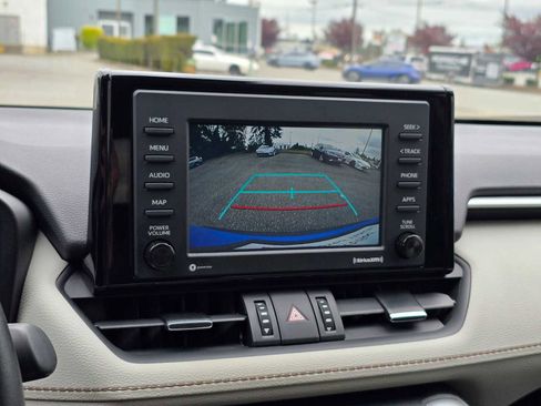 Certified 2021 Toyota RAV4 XLE Premium AWD/4WD image 23