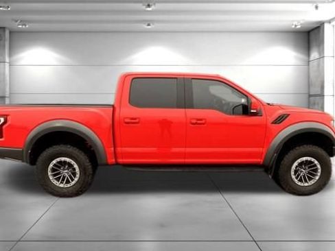 Used 2019 Ford F150 Raptor w/ Equipment Group 802A Luxury image 8