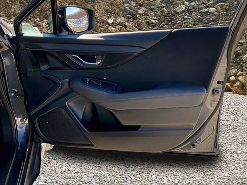 Used 2024 Subaru Outback Premium image 17