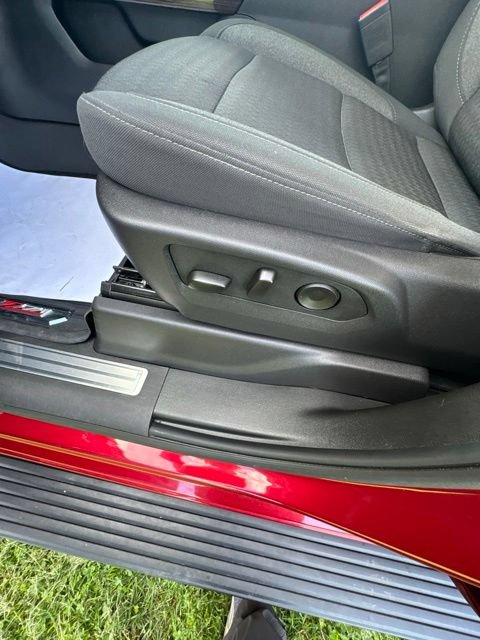 Used 2025 Chevrolet Silverado 1500 RST AWD/4WD image 17