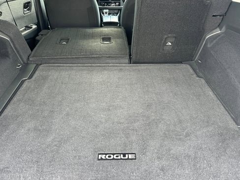 Certified 2023 Nissan Rogue SV image 15