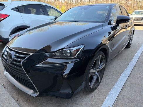 Used 2019 Lexus IS 300 image 1