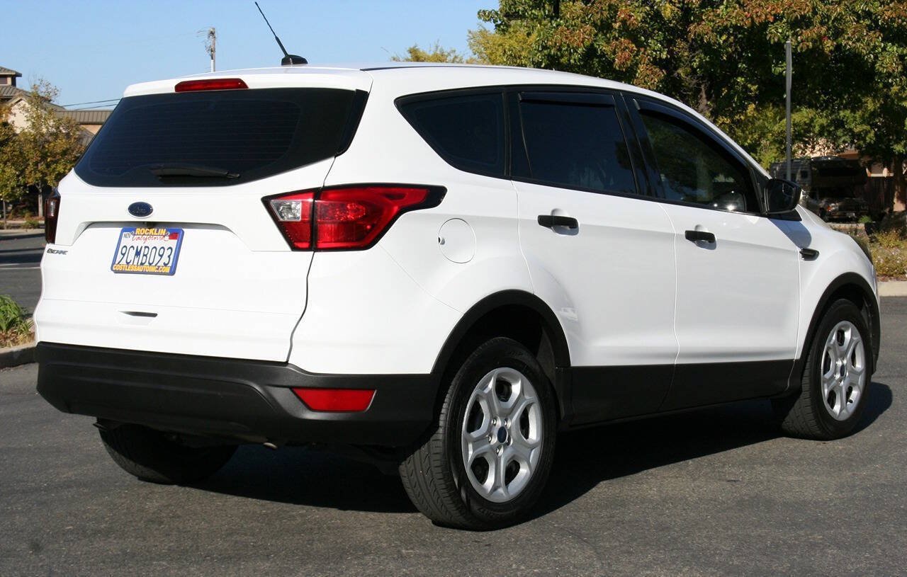 Used 2019 Ford Escape S FWD image 4