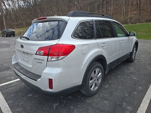 Used 2012 Subaru Outback 2.5i Limited image 5