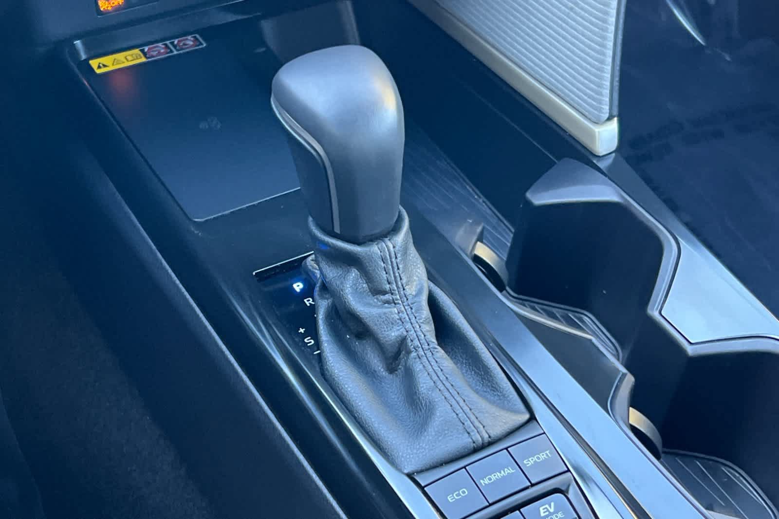 Certified 2025 Toyota Camry SE FWD image 22