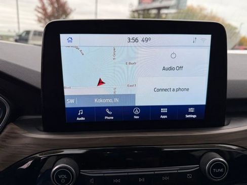 Used 2020 Ford Escape Titanium w/ Titanium Premium Package 2.0 image 11