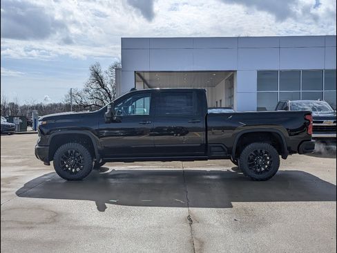 New 2026 Chevrolet Silverado 2500 High Country w/ Midnight Edition image 9