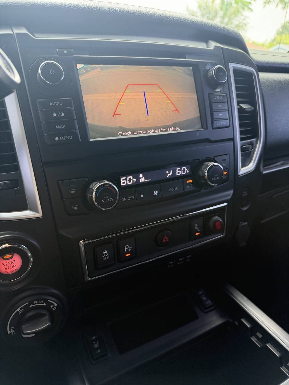 Used 2019 Nissan Titan SV w/ SV Convenience Package AWD/4WD image 13