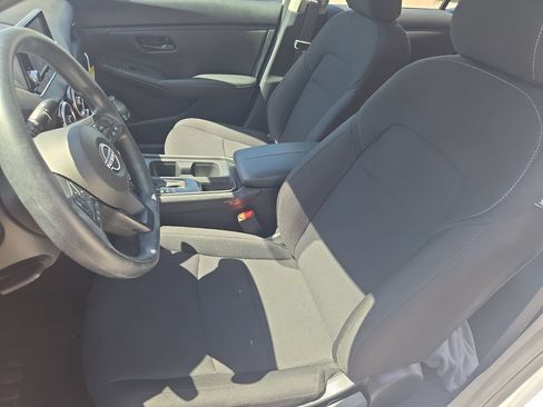 Used 2025 Nissan Sentra S FWD image 18