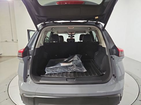New 2026 Nissan Rogue SV AWD/4WD image 21