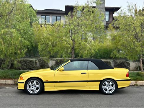 Used 1998 BMW M3 Convertible RWD image 2