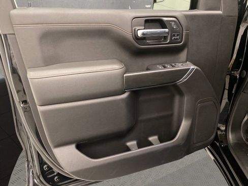 Used 2022 GMC Sierra 1500 AT4 image 24