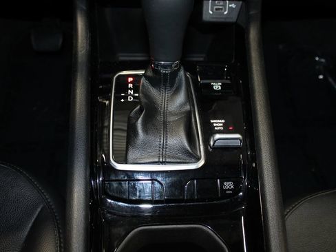 Used 2023 Jeep Compass Limited AWD/4WD image 16
